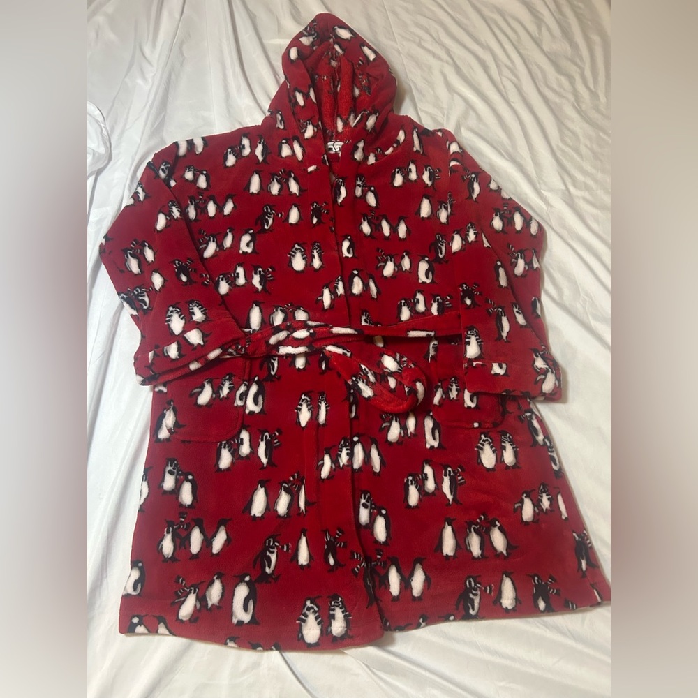 Vera Bradley Hooded Fleece Robe Red Penguin L/XL NWOT